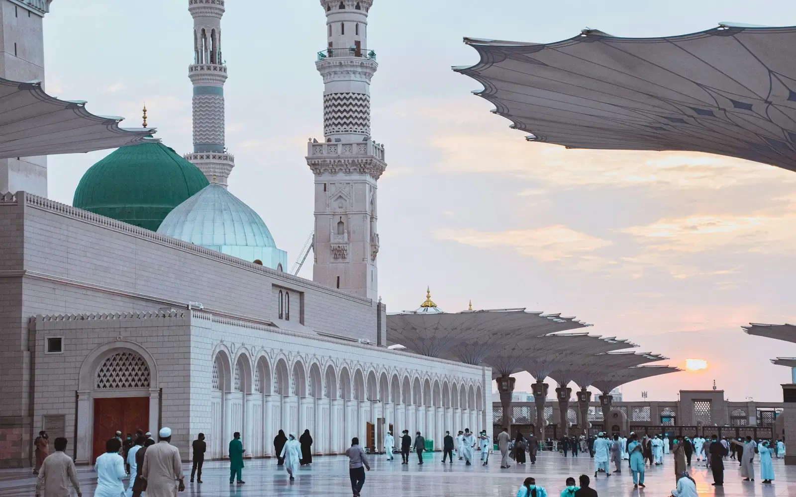 08 Nights 5 Star Umrah Package